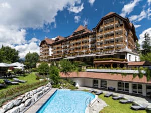 Facade-Summer
